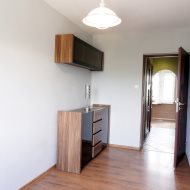 Słoneczne i rodzinne 3-pok mieszkanie Klucze 57m2
